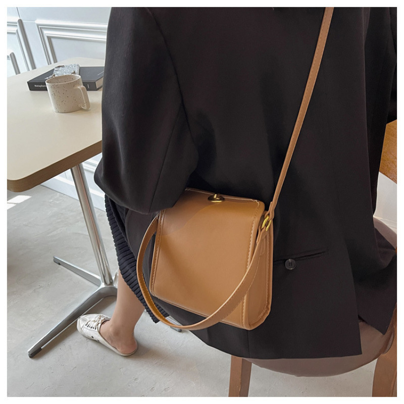 Leather Buckle One-Shoulder Messenger Bag Women Handbag Purse