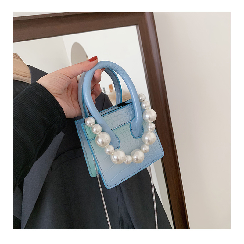 New arrival crocodile pattern pearl chain small square bag purses and handbags luxury for women hand bags 2021