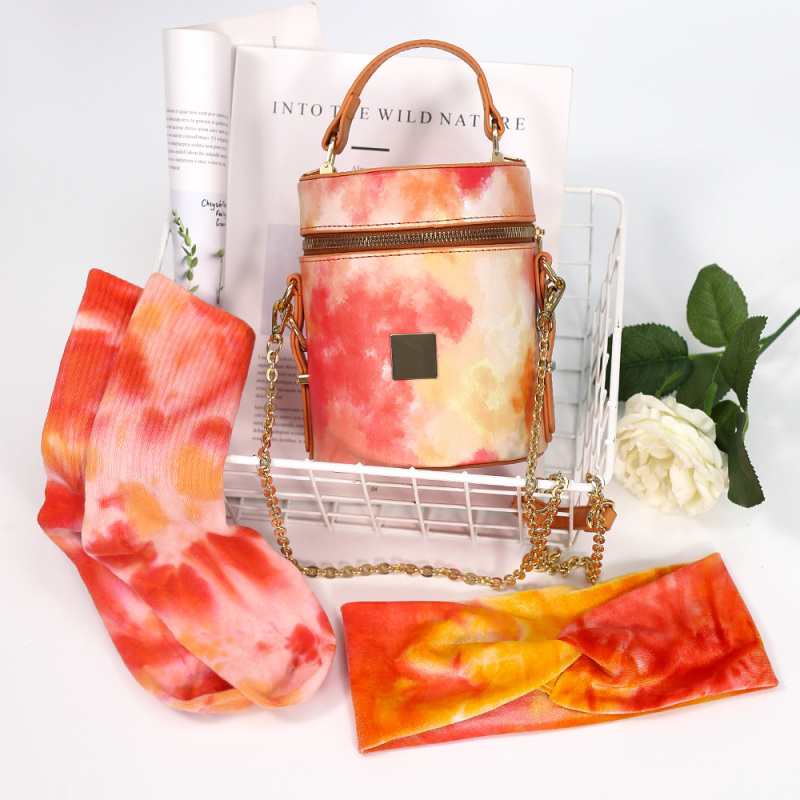 Purses And Handbags New Trendy Dyeing Chain Ins Popular Cool PU Leather Hand Bags & Hair Hoops Socks Set Women Hand bag