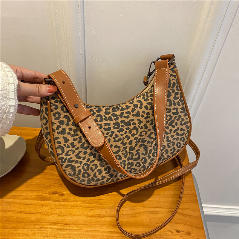 Ins Fashion ヒョウ柄ハンドバッグ 2021年新作 韓国レトロ 大容量 クロスボディ ダンプリングバッグ 財布 ハンドバッグ