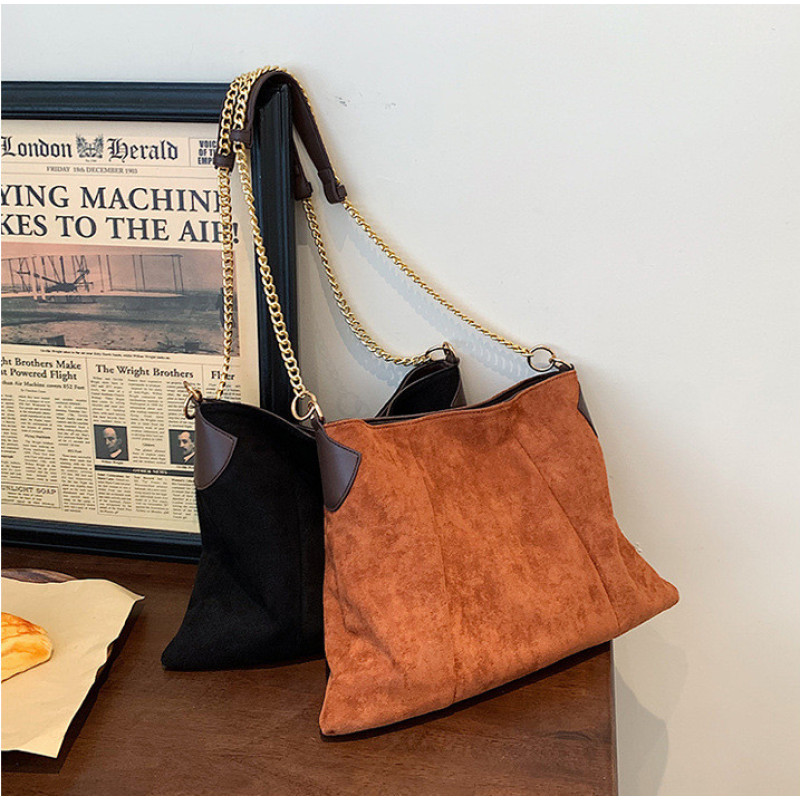 New Korean Version Of One-Shoulder Diagonal Bag Large Capacity Chain Fur Handbags Underarm Bag Casual Texture Tote Bag