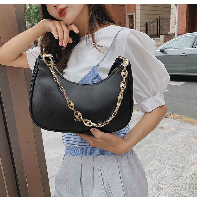 Underarm Messenger Bag Trending Ladies Chain Shoulder Bag