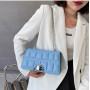 2021 New  Summer Pearl Portable Handbag Trendy Cool Girl Chain Crossbody Bag Purses And Handbags