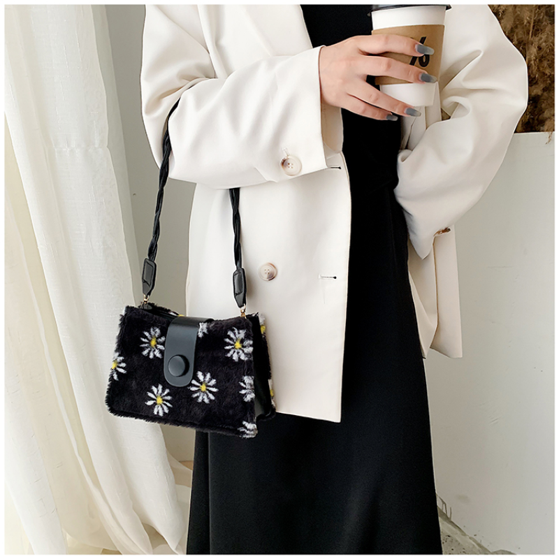 Small Square Fur Bag Women Bags Women Handbags For Women Hand Bags Luxury Purses And Handbags