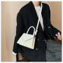Triangle Cover Crocodile Pattern Magnetic Buckle Women's Shoulder Messenger Bag Casual Handbag