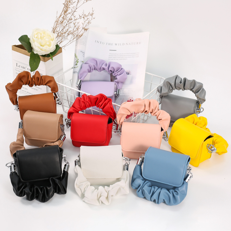 Ins Fashion Popular Mini Small Bag Fresh Western Style Folds Fashion One-Shoulder Messenger Chain Lipstick Bag Ruched Handle Bag