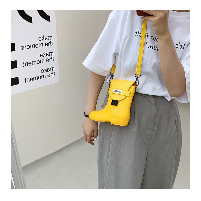 Ins Creative Fun Cute Rain Boots Small Bag Crossbody Bag Women 2021 New Fashion Pvc Candy Color One-Shoulder Jelly Bags
