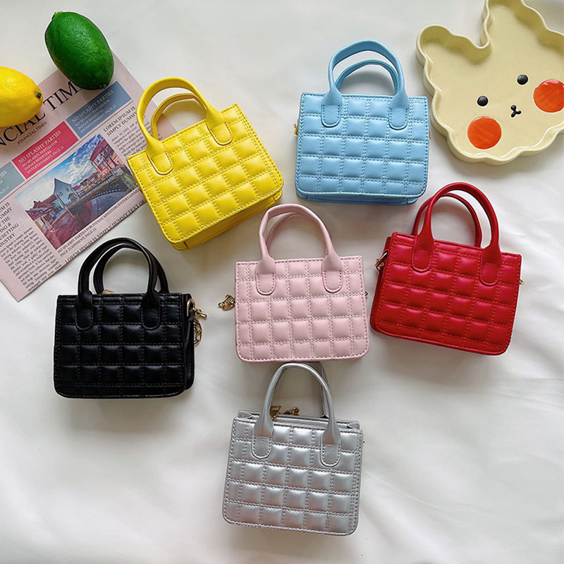 New Small Fragrance Embroidery Thread Baby Handbag 2021 Western Style Girl Princess Crossbody Bag Designer Handbags