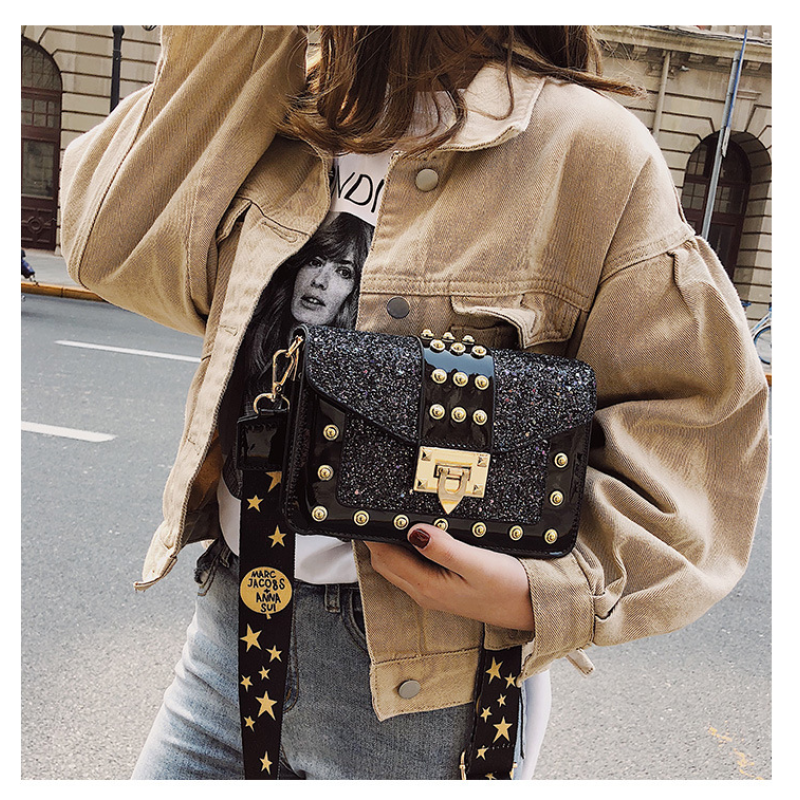 2021 Fashion Rivet Bags Chain Crossbody Purses Shiny Women Hand Bags Ladies Purses And Handbags