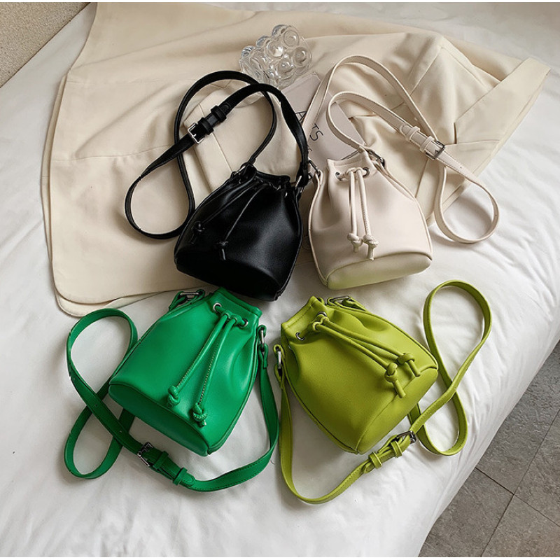 Online Shopping Fashion Soft Leather Drawstring Bucket Bag  Ins Simple Western-Style Crossbody Bag Women Hand Bags