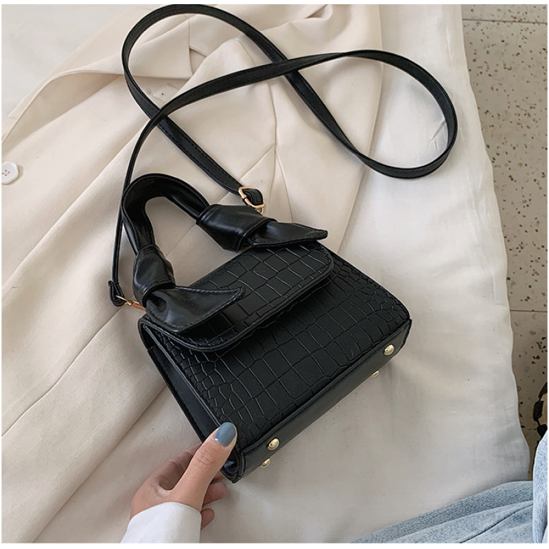 New  2021 fashionable square handbags women hand bags ladies cross body purses and handbags for women