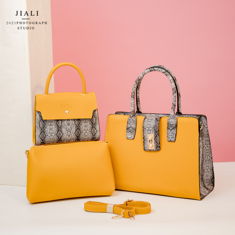 Leather Handbag Single Shoulder Messenger Bag Three-Piece Set Retro Women Purse