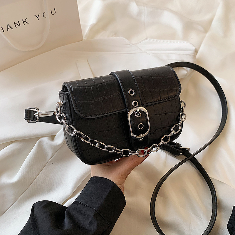 2021 New Chain Portable Cross Bodybag Woman Handbag Ins Korean Cross Bodybag Wholesale Custom Bags Women Handbags Ladies