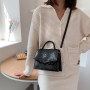 Crocodile Pattern Thick Chain Handbag Messenger Bag One-Shoulder Small Square Bag