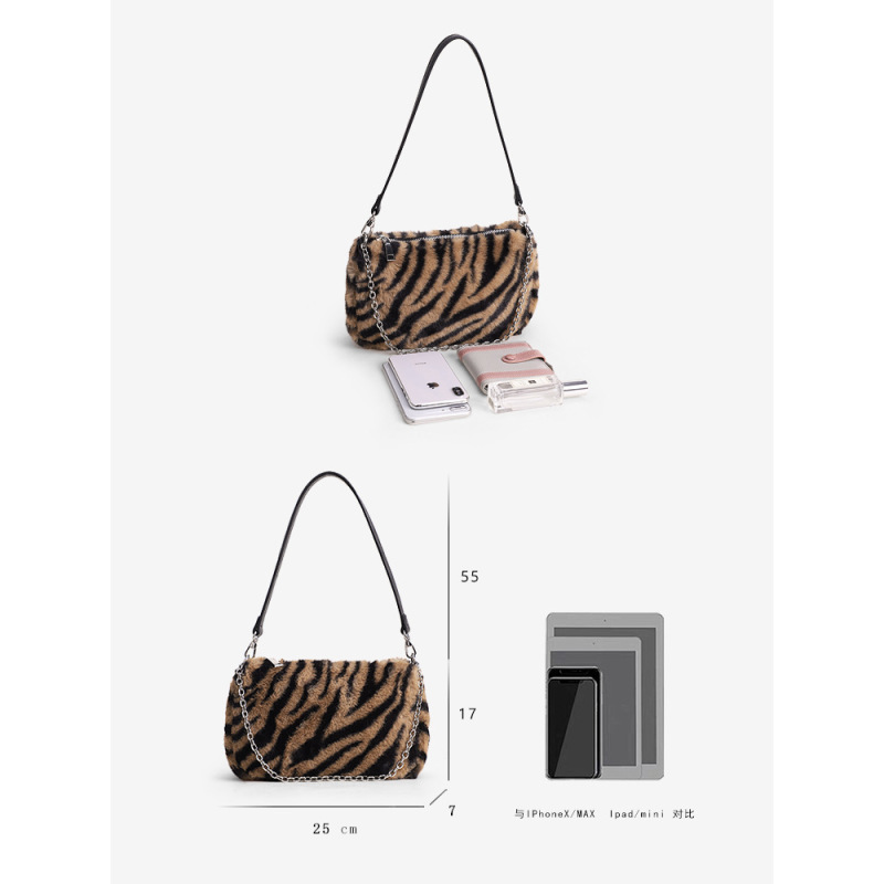 Ins 2021 New Trendy Fashion Handbag Wild Shoulder Handbag Autumn Winter Plush Leopard Print Underarm Bag Female Women Hand Bags