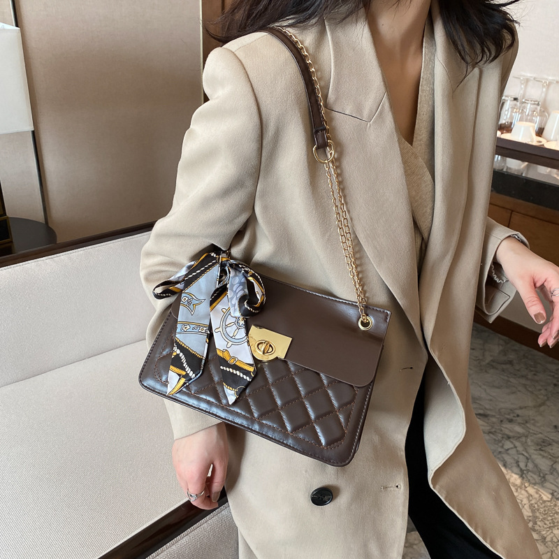 Leather One-Shoulder Chain Women's Large Tote Handbag