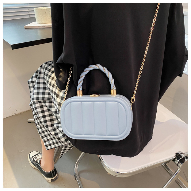 Elegant Ladies French Horizontal Bread Hand Bags Ins New Lady Woven Portable Box Bag Cross Body Handbag and Purse