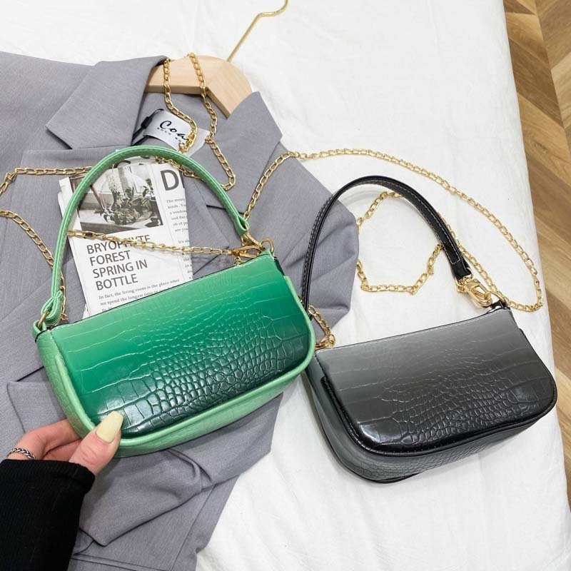 2021 Simple Chain Crossbody Bag Mini PursesTemperament Campus School Bag Underarm Bag Trendy Fashion Women Purses And Handbags
