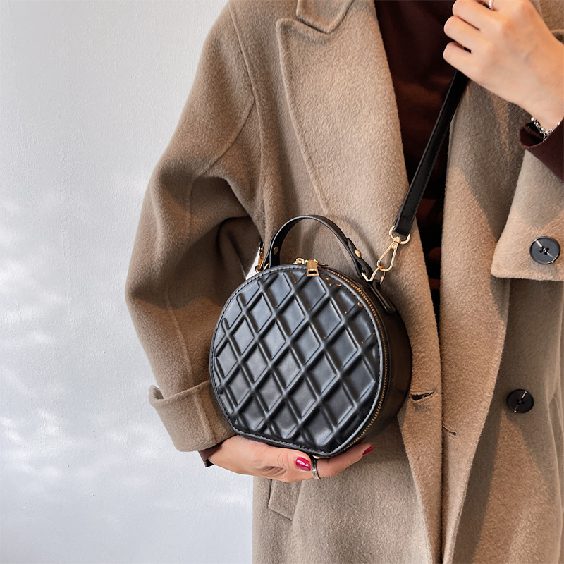 Diamond Indentation Round Cake Handbag Women'S Tote Bag Autumn New Korean Fashion One-Shoulder Diagonal Handbags