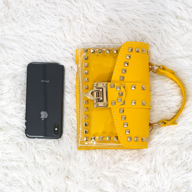 2021 Wholesale Ins Fashion Transparent Shoulder Handbag Pvc Jelly Rivet Bags Women Hand Bags Ladies Purses Handbags Girl