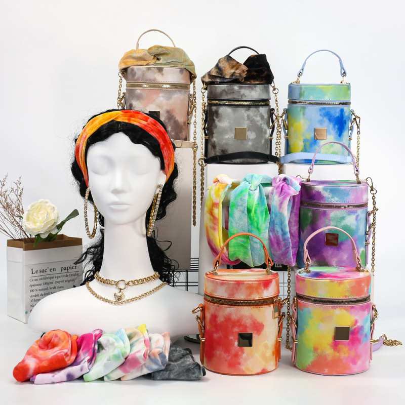 Purses And Handbags New Trendy Dyeing Chain Ins Popular Cool PU Leather Hand Bags & Hair Hoops Socks Set Women Hand bag