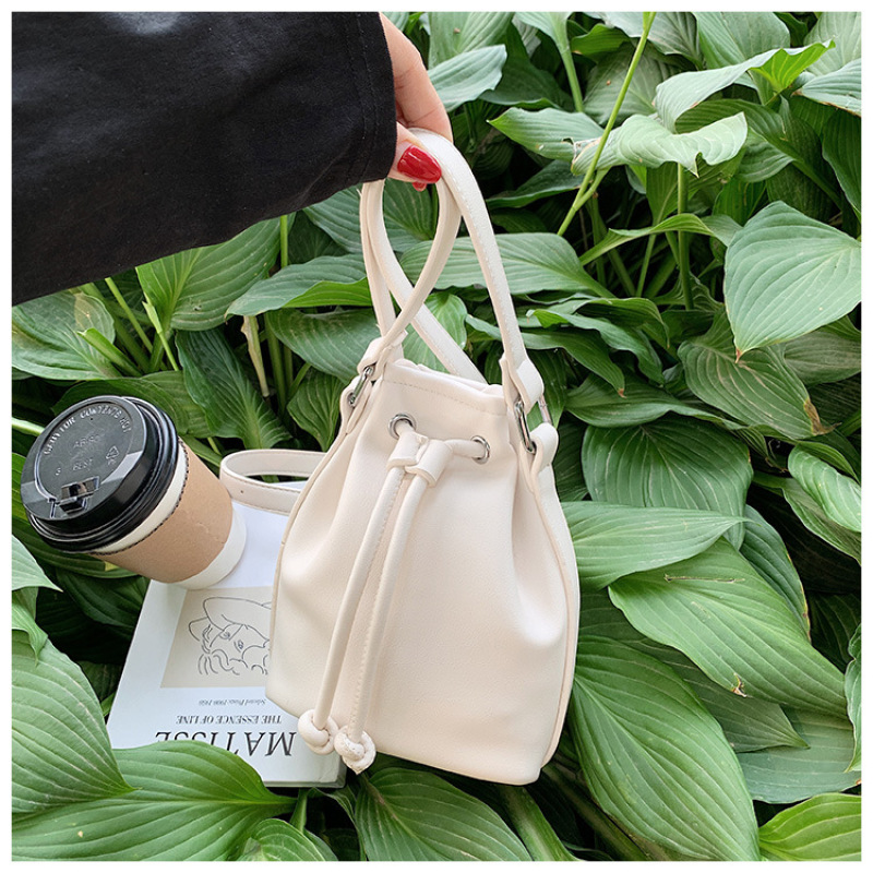 Online Shopping Fashion Soft Leather Drawstring Bucket Bag  Ins Simple Western-Style Crossbody Bag Women Hand Bags