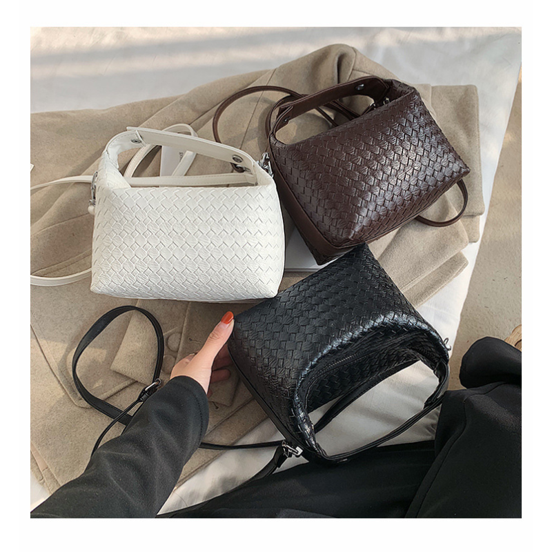 Fashion Woven Handbags Women Hand Bags Brands Crossbody Handbags For Women Purses 2021 Handbags