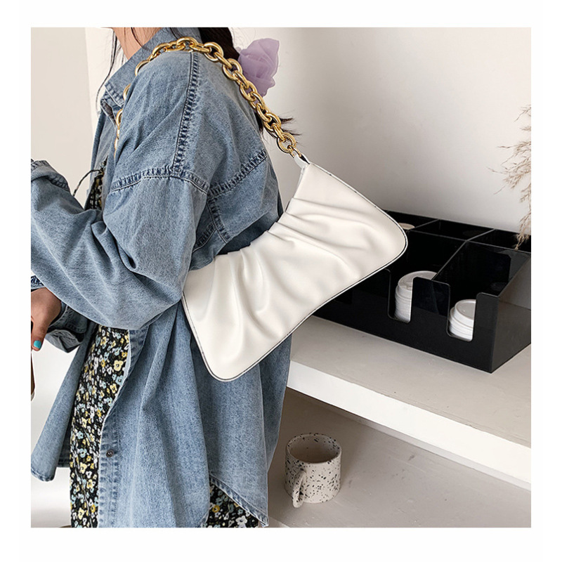 Hot Sale Leather Handbag Crossbody Chain Bag 2021 Ins New Trendy Fashion Western Style Pleated Crossbody Handbags Shoulder