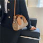2021 Autumn New Niche Design Leopard Crossbody Shoulder Dumpling Bag Ins Fashion Printed Women Purses And Handbags