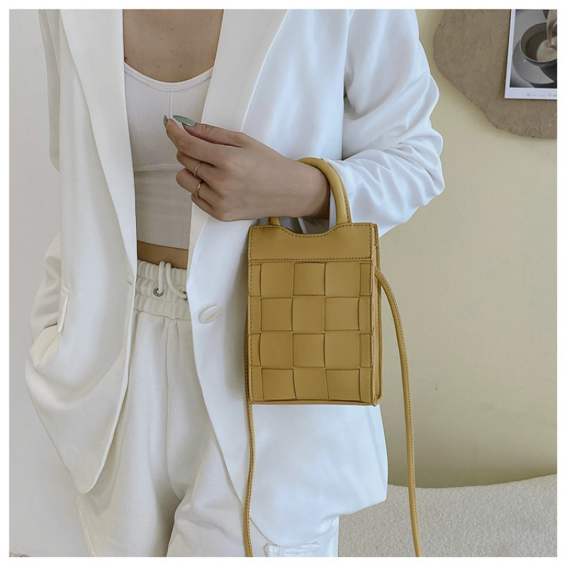 2021 New Trendy Bags Tote Handbags For Women Fashion Leather Crossbody Bags For Women Simple Small Square Bag