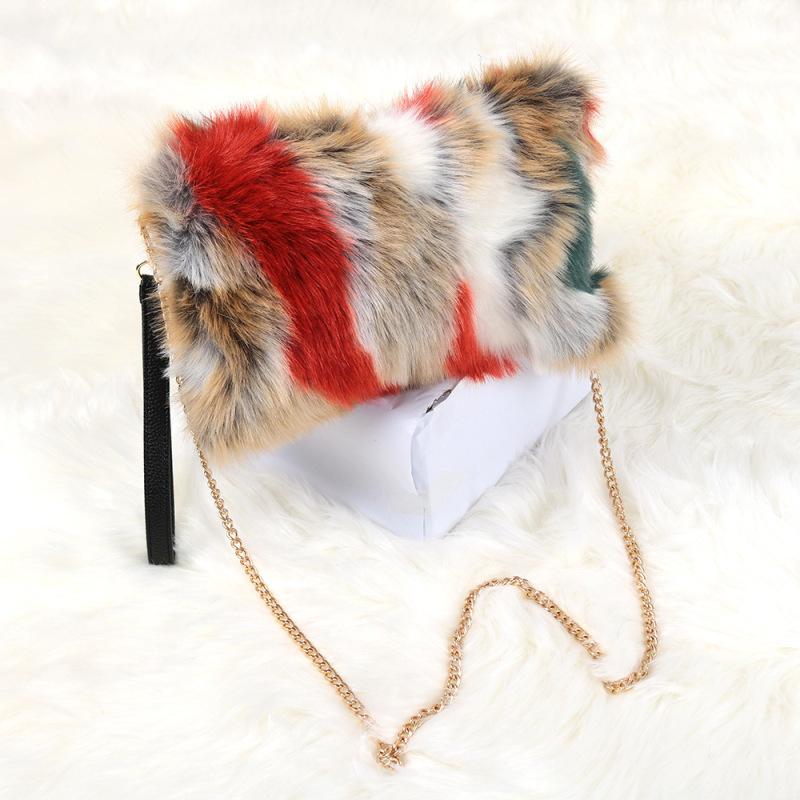 One-Shoulder Underarm Bag Chain Ladies Plush Handbag