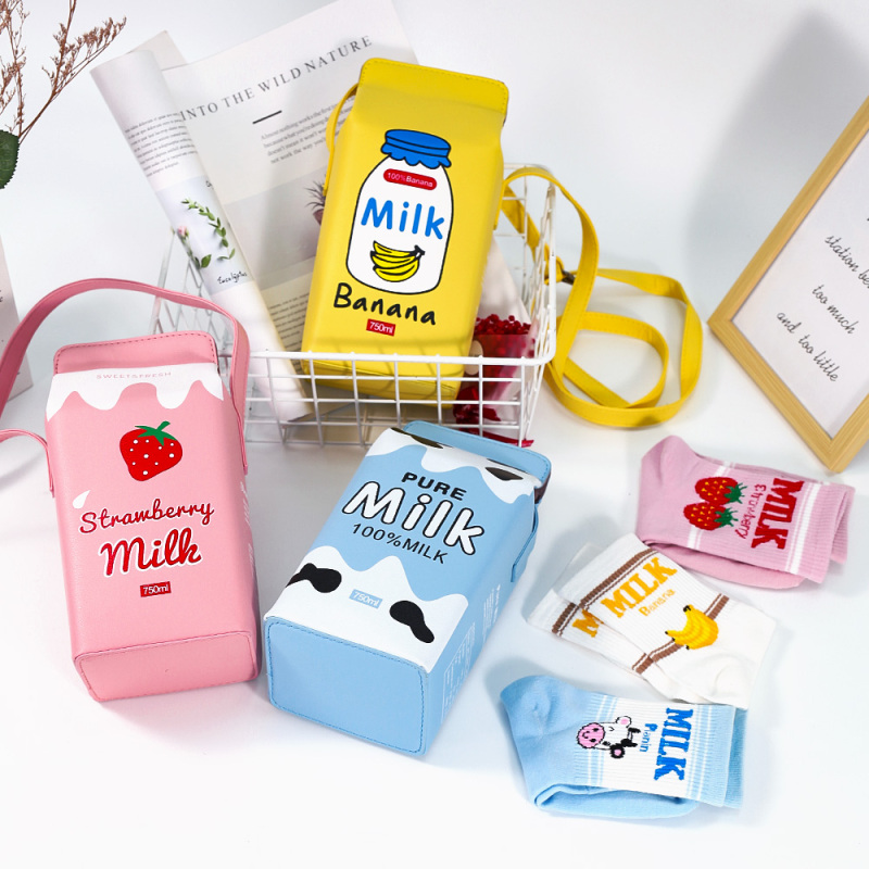 Ins Cute Girl Heart Milk Banana Strawberry Crossbody Bag Women Socks Suit Cotton Socks Crossbody Bags 2021 Women Hand Bags Suit