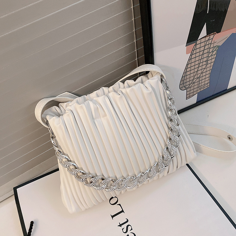 2021 New Fashion Crossbody Handbags Female Bag Chain Women Hand Bags Elegant Fold Cloud Ladies Purses And Handbags