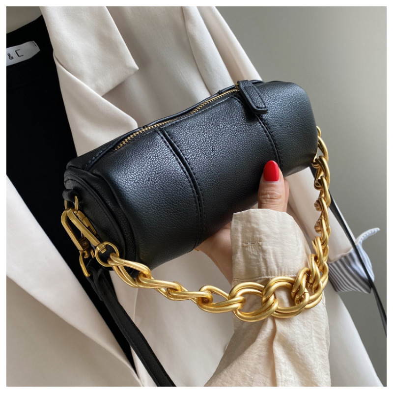 2021 New Trendy Korean All-Match Crossbody Bag Thick Chain One-Shoulder Bag Armpit Fashion Woemn Hand Bags