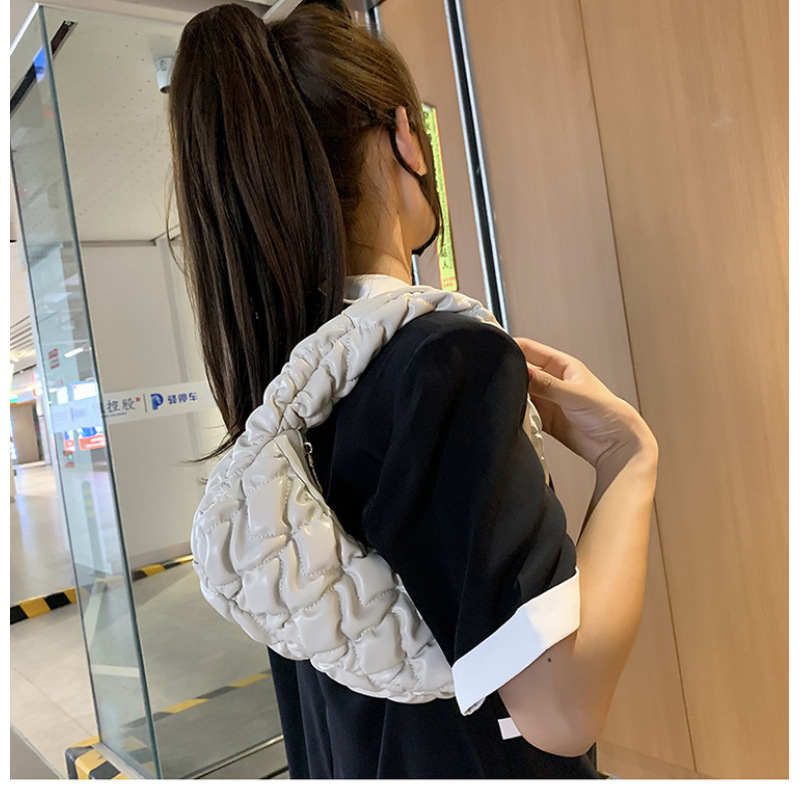 Ins  Female Summer Simple Messenger Bag 2021 New Fashion Elegant Ladies Hand Bag Handbags For Women Luxury