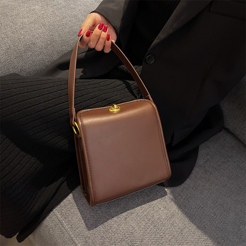 Leather Buckle One-Shoulder Messenger Bag Women Handbag Purse
