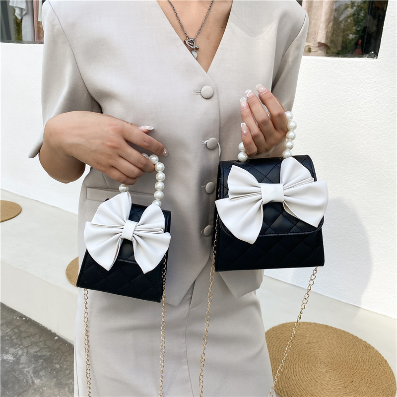 2021 New Trendy Macaron Pearl Mini Fashion Handbag Ins Bow Chain Simple One-Shoulder Messenger Bag Ladies Handbags Women Bags