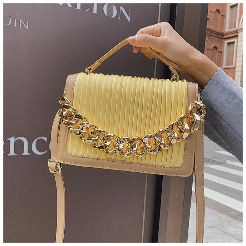 Ins Fashion Simple Style Bags Women Handbags Ladies 2021 New Fashion Fold Shoulder Bag Trendy Purses And Handbags