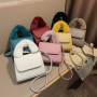Autumn And Winter Plaid Handbag Fashion Fluffy Shoulder Bag Korean Style Shoulder Bag Small Lady Fashion Chain Crossbody Bag