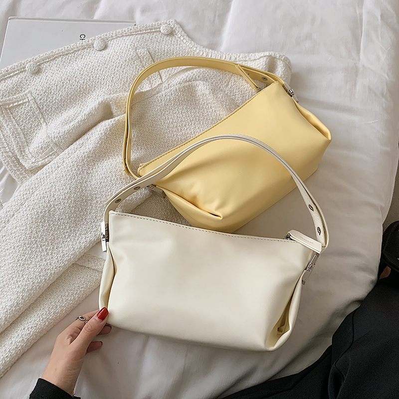 Ins Texture Dumpling Bag Female Purses And Handbags 2021 New Trendy Fashion Designer Purse Summer Crossbody Bag