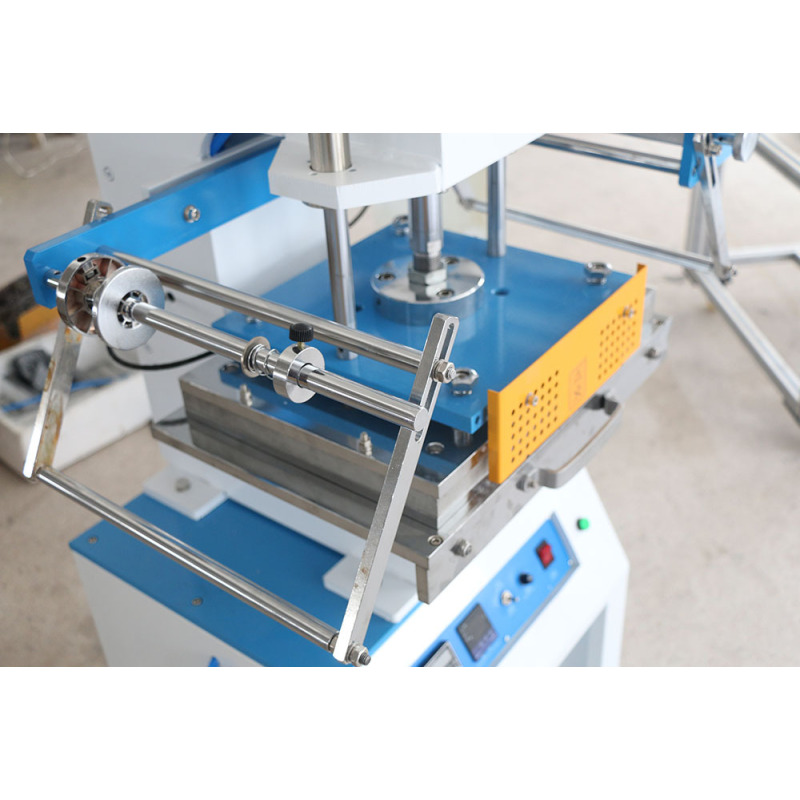 Textile ribbon automatic hot foil stamping machine in China