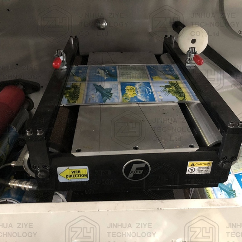 FPL550-4 High Speed Fabric Rotary Label Flexographic Printer Printing Machine