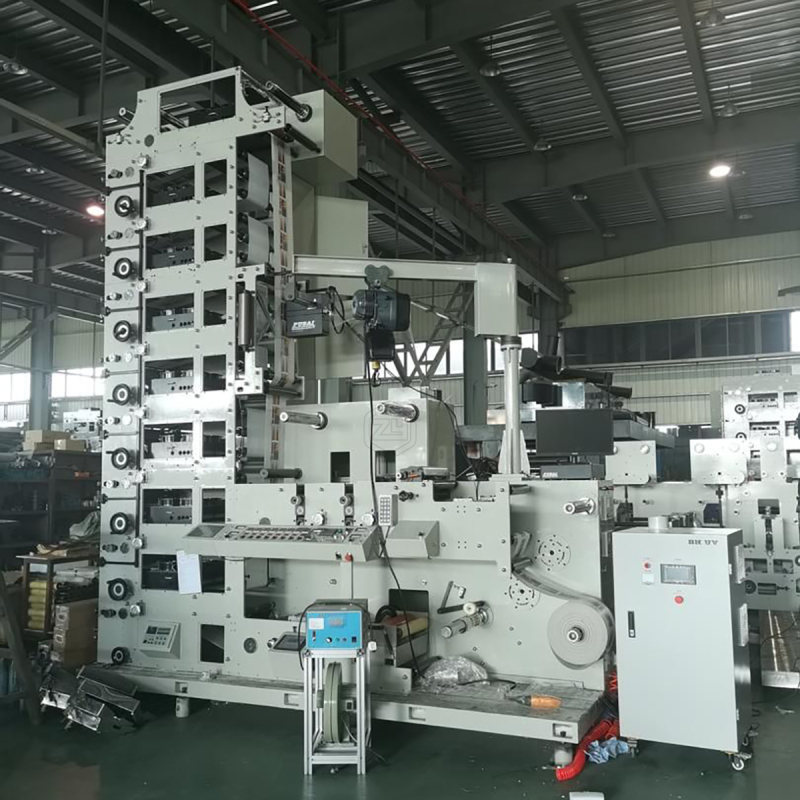 Macchina da stampa flessografica per etichette adesive FPL320-8 8 colori 320 mm di larghezza