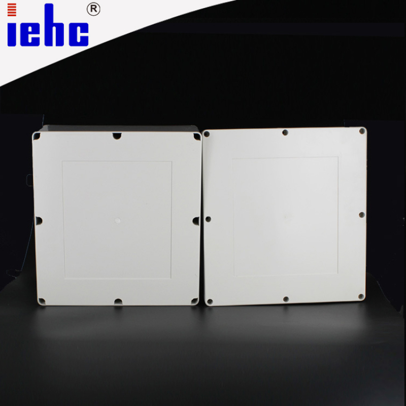 Grandes boîtes de jonction d'instruments moulées IP65