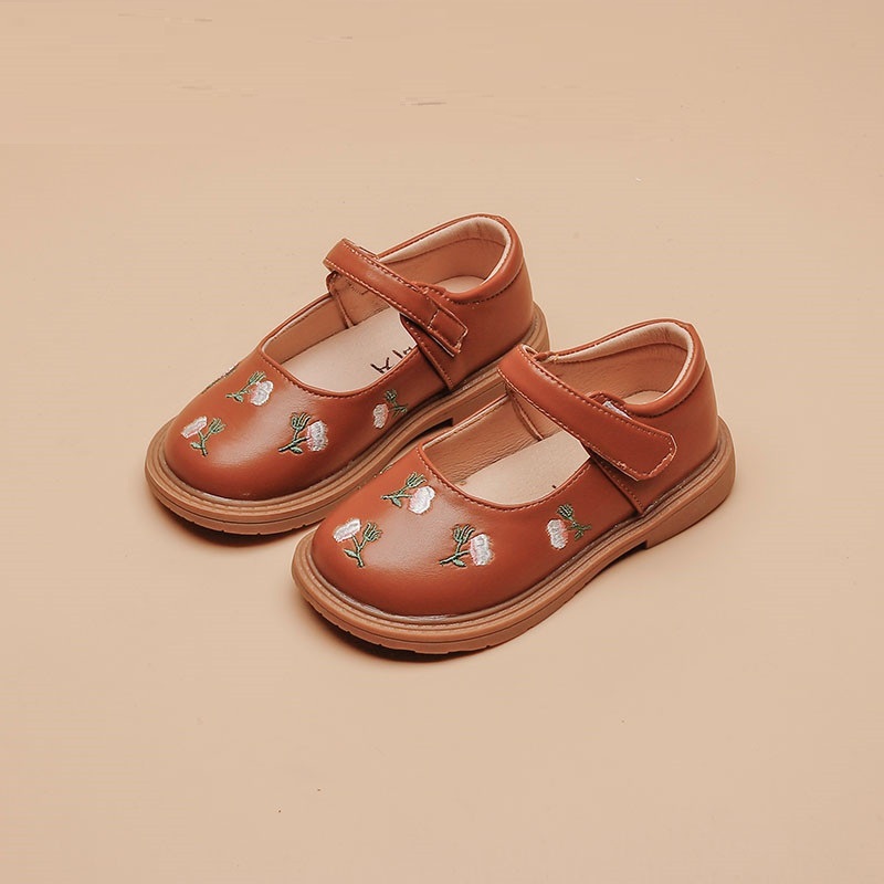 Conyson high quality rts summer Korean fashion designer embroidery flower baby Non-slip kids girl Outdoor princess leather shoes