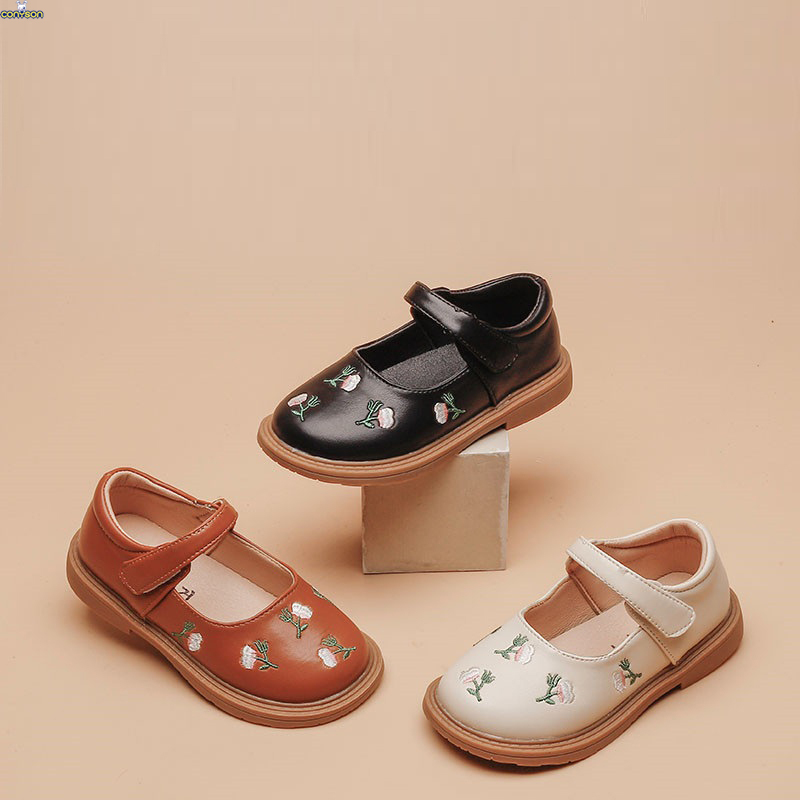 Conyson high quality rts summer Korean fashion designer embroidery flower baby Non-slip kids girl Outdoor princess leather shoes