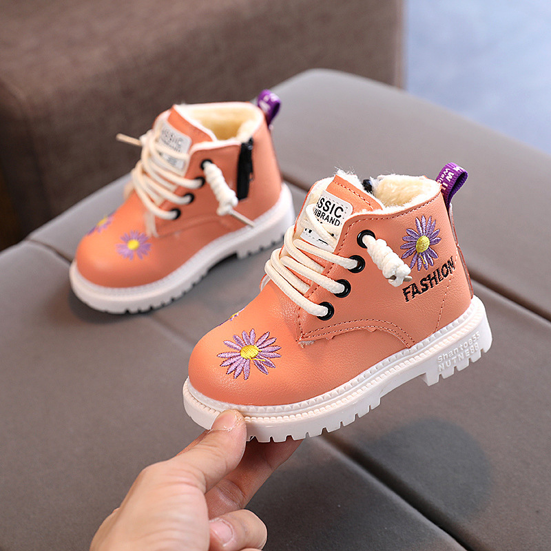 Conyson rts hot sale winter Korean fashion design child embroidery flower kids girl Outdoor snow walking warm Martin boot shoes