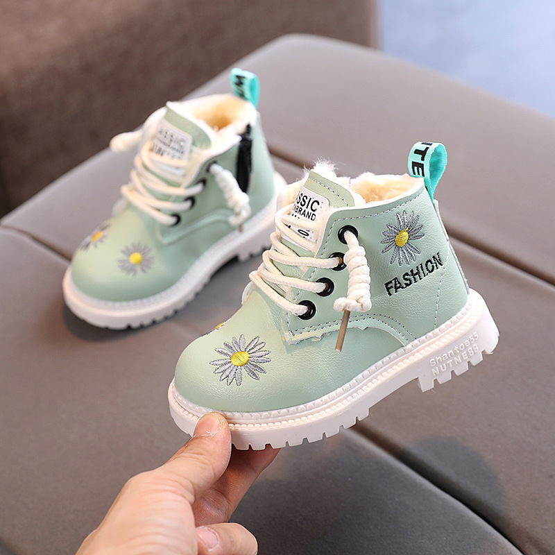 Conyson rts hot sale winter Korean fashion design child embroidery flower kids girl Outdoor snow walking warm Martin boot shoes