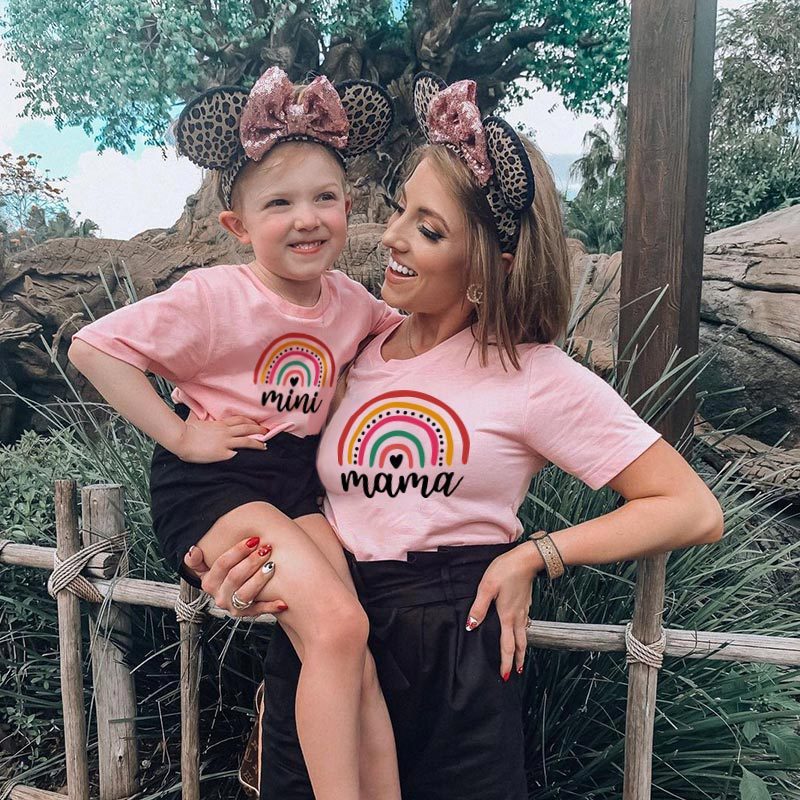 Conyson Wholesale Kids Clothes Summer Short Sleeve Mommy and Me Custom Logo Family Matching Clothing T-shirt Love Print Women
