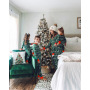 New Christmas Mommy And Me Sets  Matching Outfit Santa Tree Print Pajamas Set Casual Loose Sleepwear Family Clothes Sets